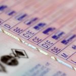 Täuschung bei der Theorieprüfung: Führerschein muss sofort abgegeben werden
